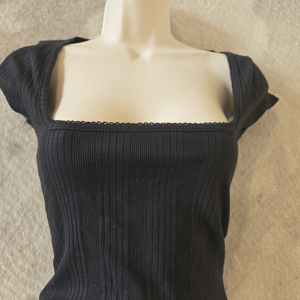 Urban Outfitters BDG Black Ribbed Square Neck Top Tee NEW S - Picture 2 of 4